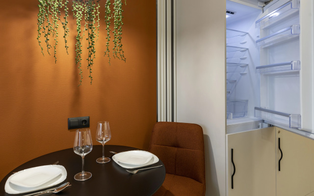 Biznes-Klass Naprotiv Metro Apartments