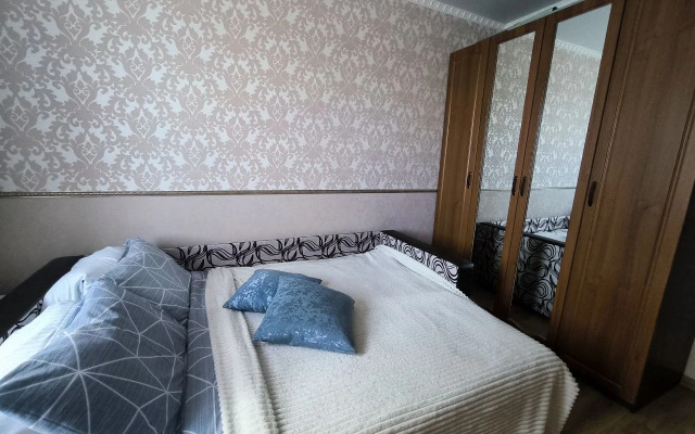 Квартира Просторная и уютная двухкомнатная вблизи аквапарка Лето-Лето! Arendatmn24