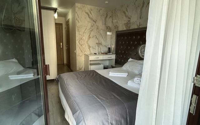 U Morya, Kruiz Lenina 219/5 Apartments
