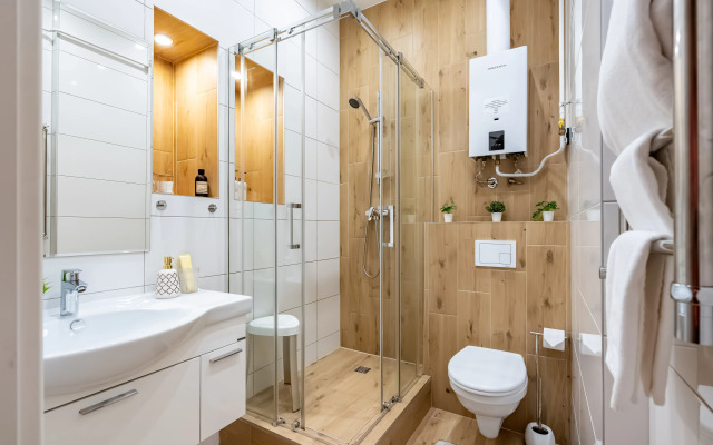 Апартаменты Sergeew Apartments 3-х комнатный Делюкс на Набережной Макарова