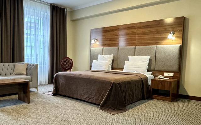 Grand Eurasia Hotel