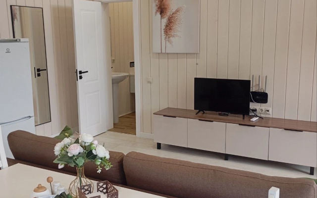 Sovremenny S Chanom Private House