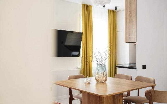 Трехкомнатная Квартира в Центре с Новым Ремонтом