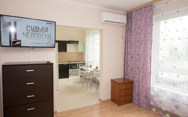 Na Yartsevskoj 24k1 Apartments