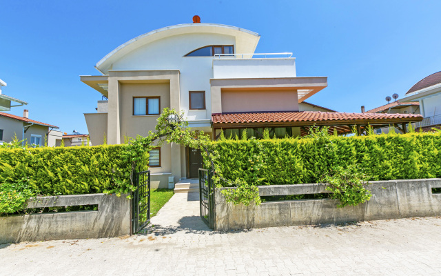Paradise Town Beliza Villa