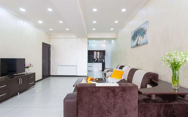 Stay Inn on Mashtots avenue 33/1-51 Apartments