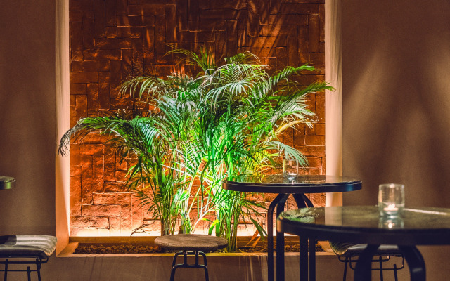 Roome Boutique Hotel