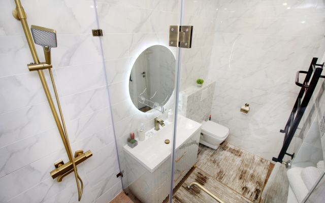 Modern Spacious And Elegant Apt Apartments