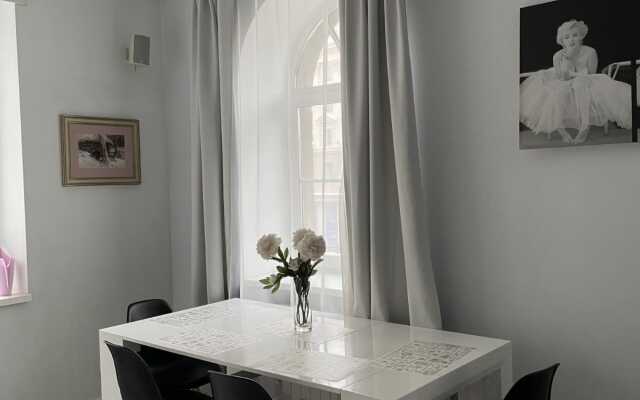 Апартаменты Независимости Проспект 19. Центр.