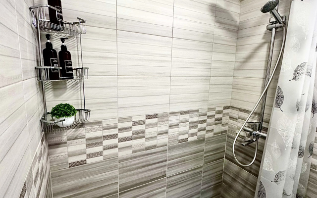 Квартира С Новым Ремонтом , В Лучшем Районе