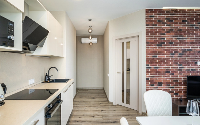 Moreon Prostornye Ryadom S Bukhtoy Zolotoy Rog Apartments