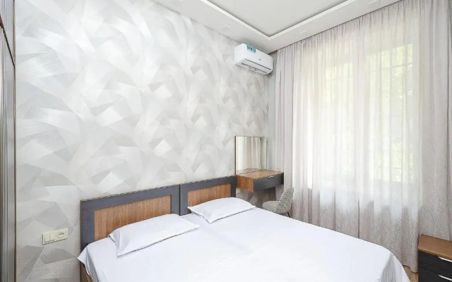 15 Prekrasnaya S Novym Remontom V Tsentre Goroda Flat