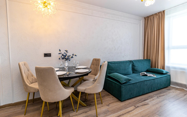 2 Nochi Na Ulitse Imeni Machugi 166b/1 Flat