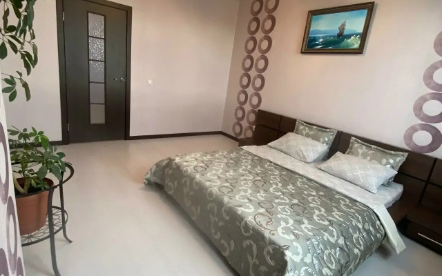 Квартира рядом с военным училещем