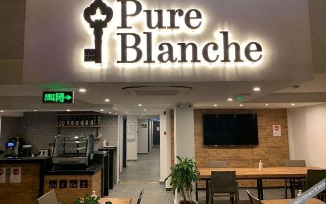 Pure Blanche Lara Hotel
