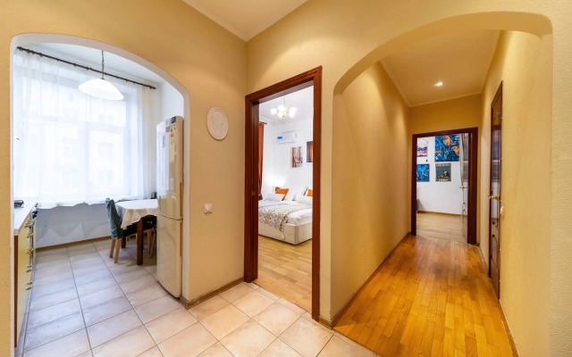 Квартира 3-Ком Квартира у Экспоцентра БонАпарт