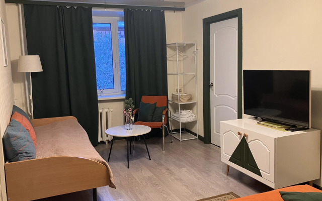 Квартира Ваш Рантье на Полярных Зорях 41/1 близ ресторана Тундра