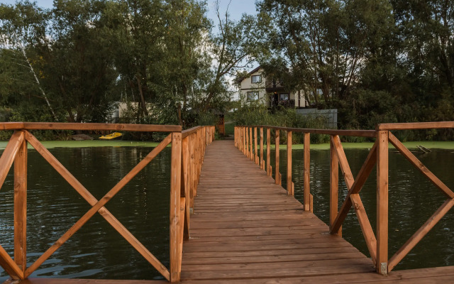 Гостевой дом Коттеджи у Озера