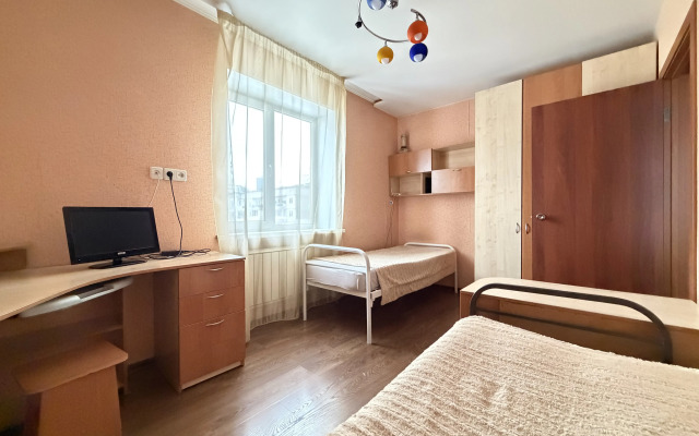 Квартира на Конституции Ссср 23