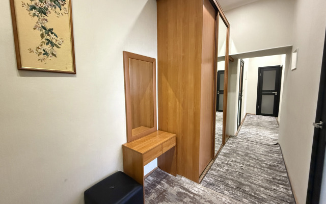 V Samom V Serdtse Tyumeni Na Tsvetnom Bulvare Apartments