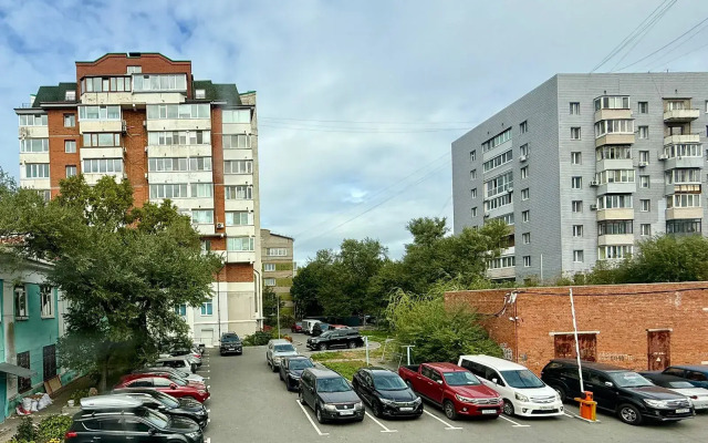 V Tsentre Na Bestuzheva 24 Flat