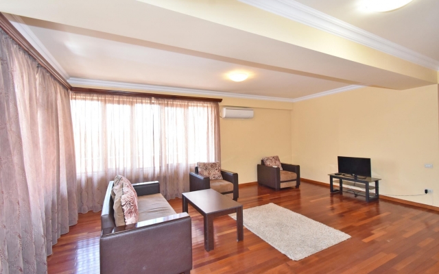 RentInnYerevan Mher Mkrtchyan 1 street Apartments