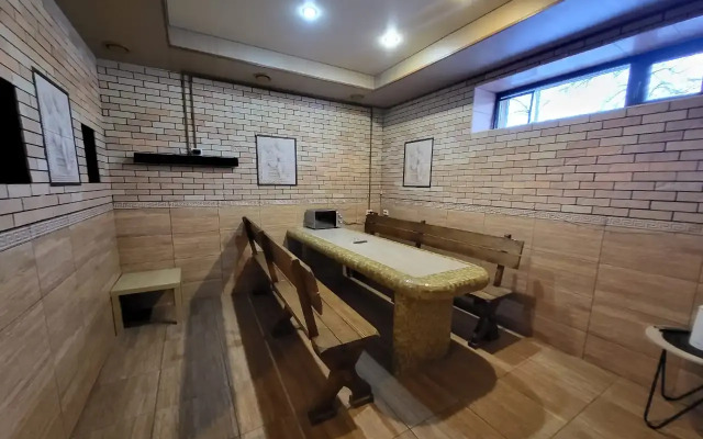 DeLyuks Mini-Hotel