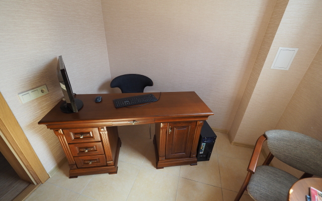 Peyzazh Guest House