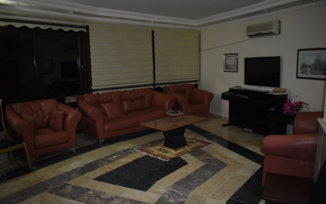 Las Palmeras Hotel