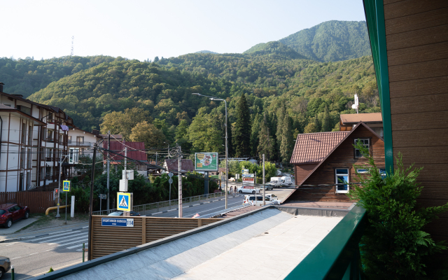 Green Berg 22 Apartment