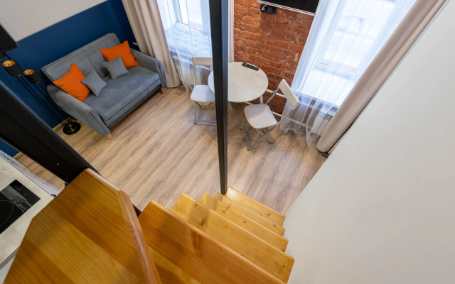 Квартира Просторная студия у Площади Восстания