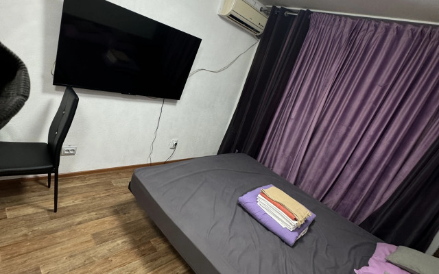 Квартира студия в лесной зоне в черте города