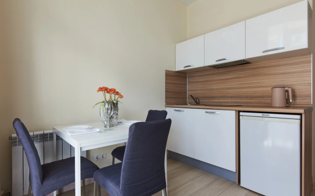 Red Apartments Pokrovskiy Park Iris Apartments