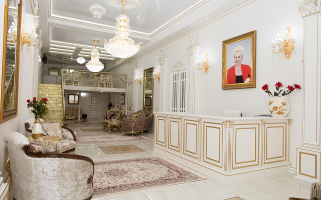 De Versal Hotel