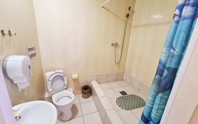 Двухместный номер Эконом с 2 отдельными кроватями — фото 4