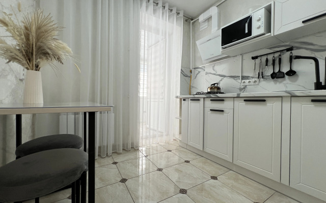 Odnokomnatnaya Stepanyana 7-43 KakDoma Sevastopol Flat