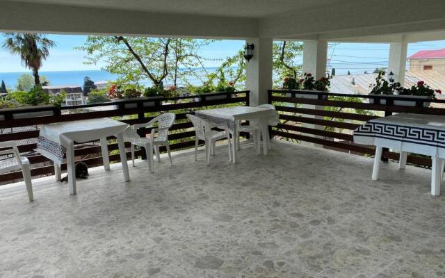 Elida Guest House
