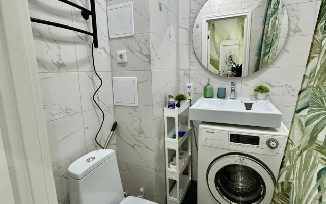 Апартаменты Уютная студия с евроремонтом