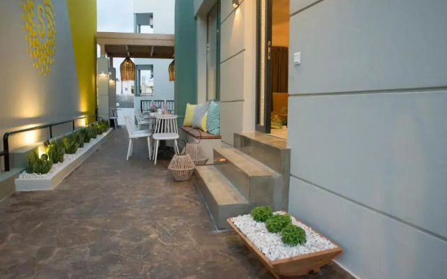 Natali Apartments
