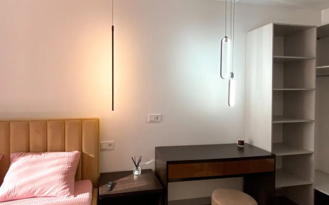 Апартаменты с кроватью и панорамными окнами, 14 этаж