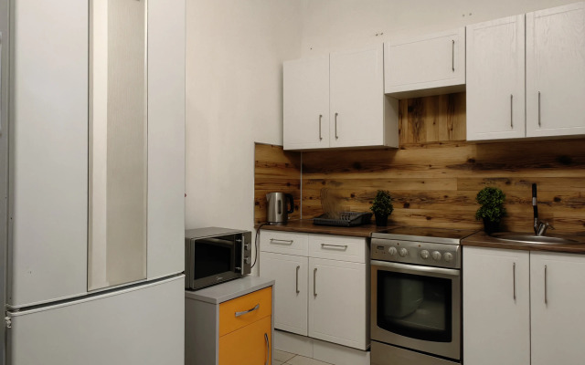 Odnushka Tsveta Yuvelira Flat