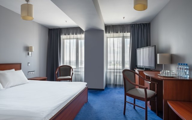 Отель Marins Park Hotel Novosibirsk