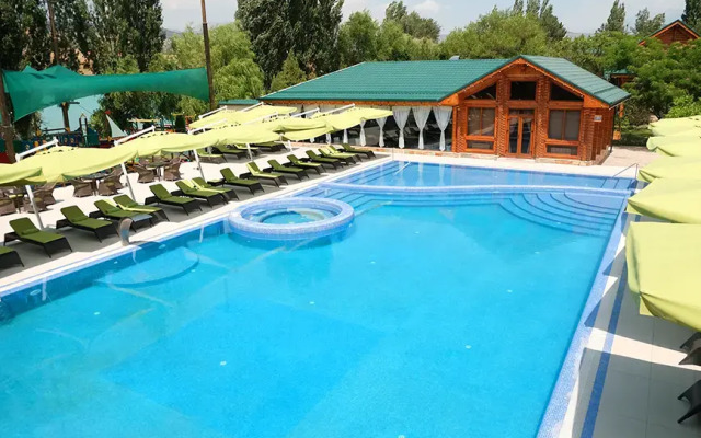 Курортный отель Sherwood