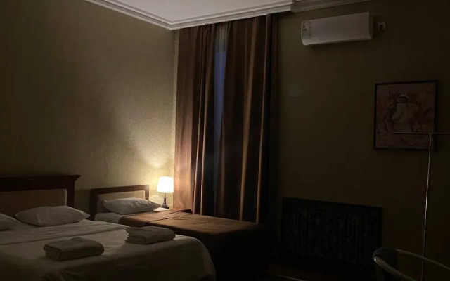 Vardonze Hotel