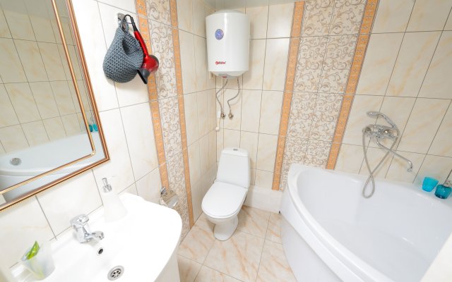Malye s vannoj LeoHotels na Suvorovskom Apartment