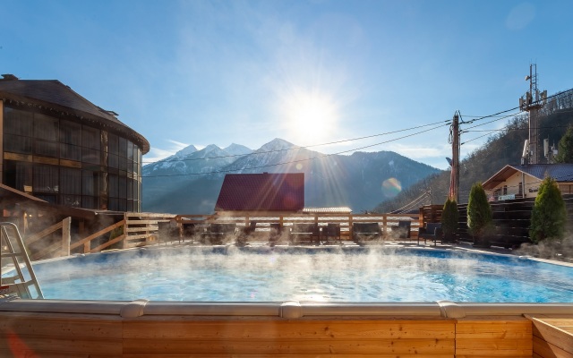 Olimpiya Krasnaya Polyana Hotel