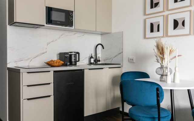 Апартаменты MyhomeYourhome на Фарфоровской Д7 к1