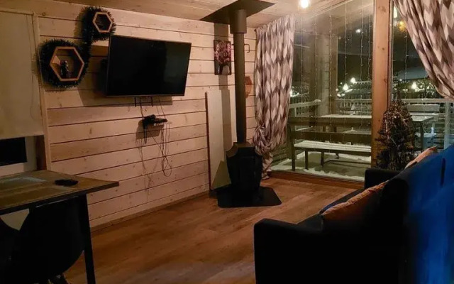 u gonolyzhnogo kurorta Tuutari park Lodging house