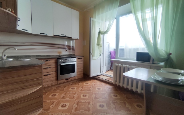 Квартира Рядом с Торговыми Центрами и Цгб