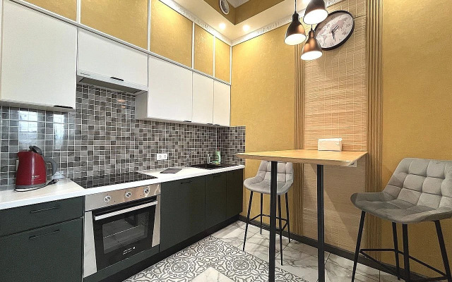 Апартаменты Relax Apart на ул. Германа Титова, д.6